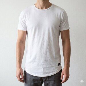*Jack & Jones Essentials White Scoop Hem T Shirt